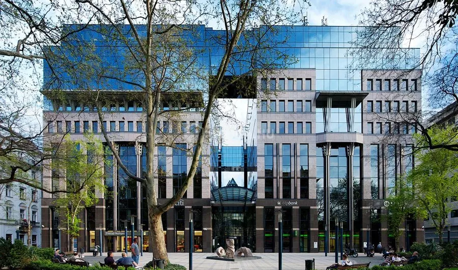 Iroda Bank Center