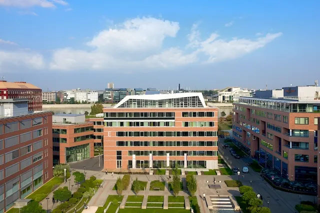 Iroda Infopark E