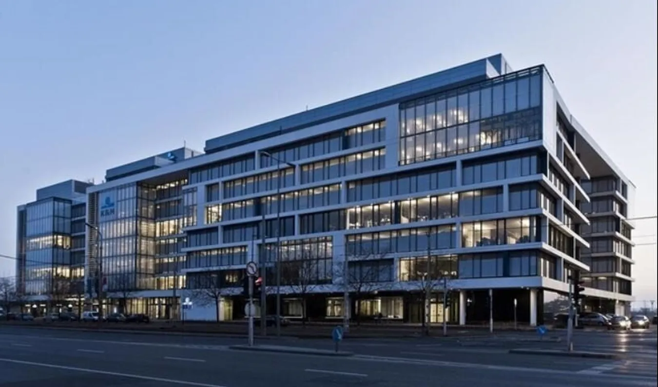 Iroda Millennium Tower H