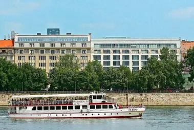 Iroda Riverpark