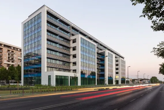 Iroda Office Garden IV.