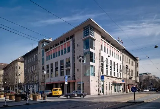 Iroda Tabán Offices