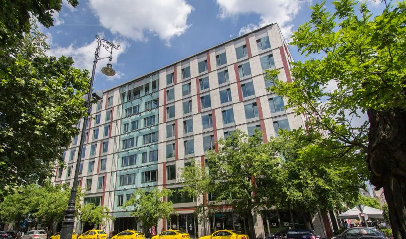 Iroda Roosevelt Office Building