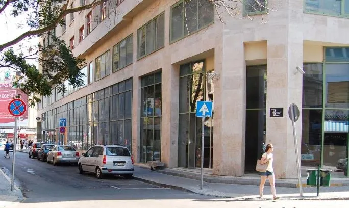 Iroda D33 Business Center