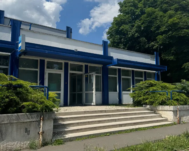 Iroda M156 Irodaház