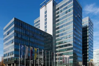 Iroda Duna Tower