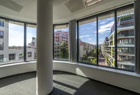 Iroda Corvin Skypark