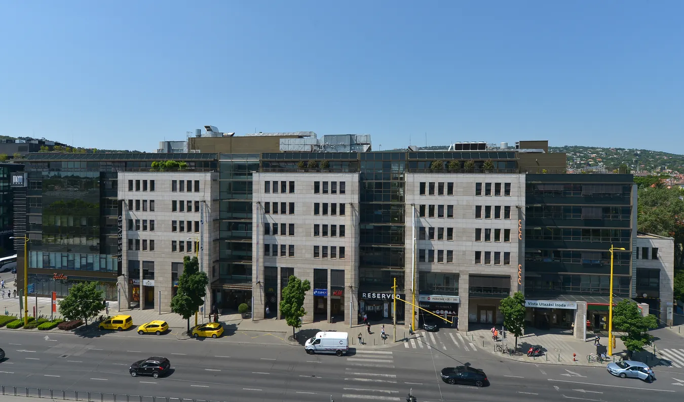 Iroda MOM Park Offices