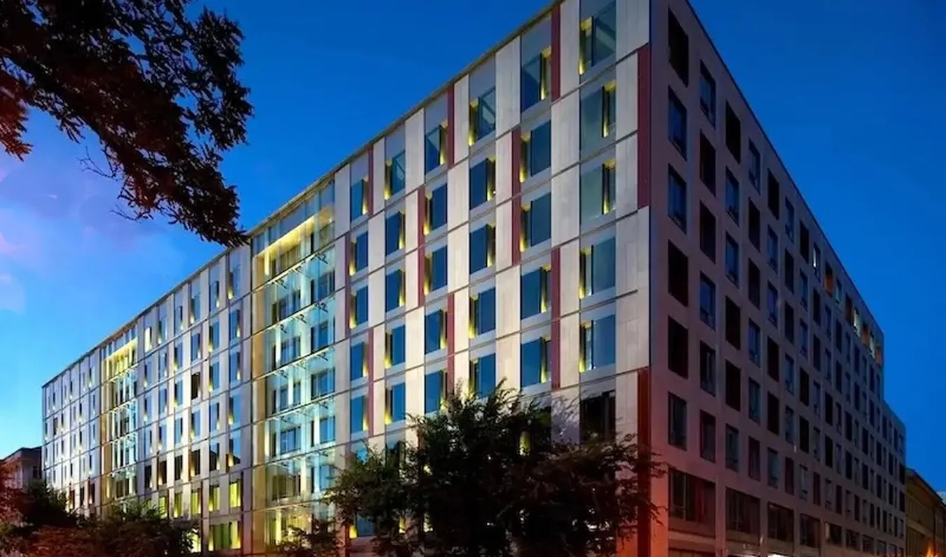 Iroda Roosevelt Office Building