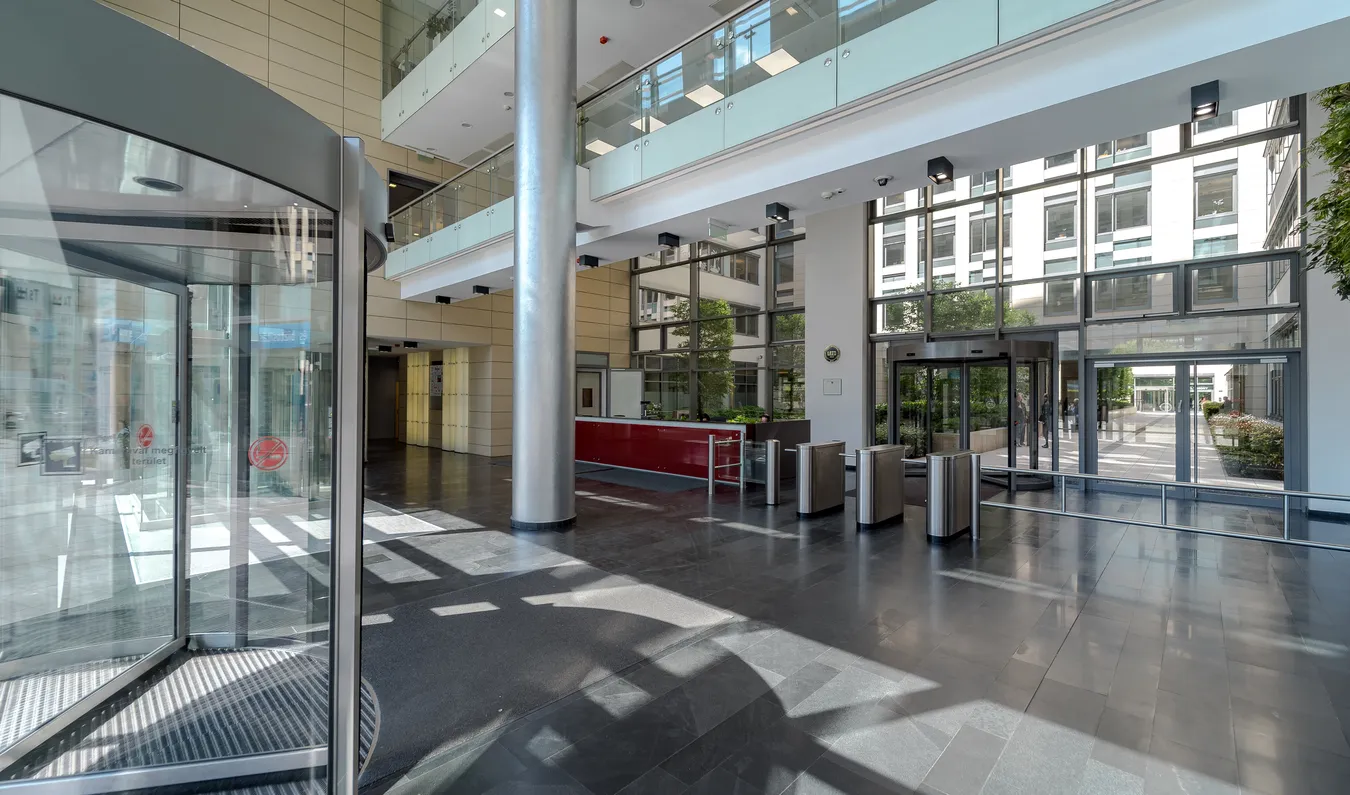 Iroda Capital Square