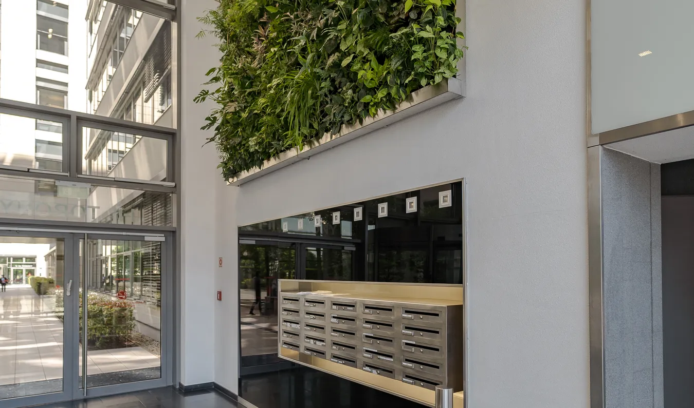 Iroda Capital Square