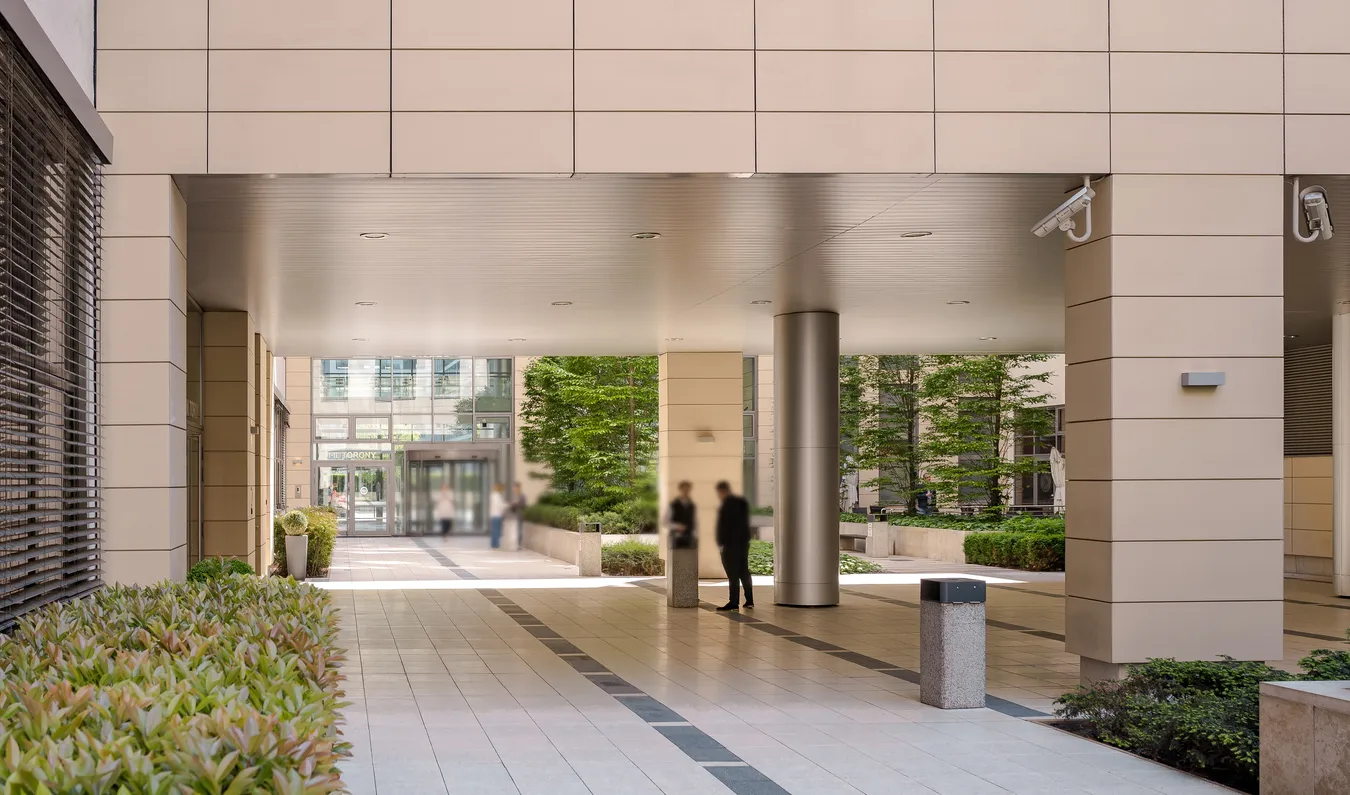 Iroda Capital Square