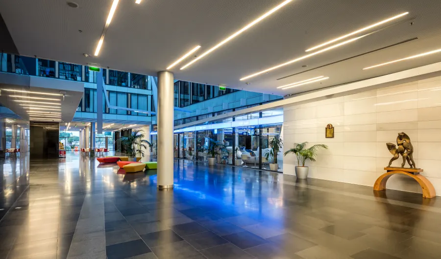 Iroda Millennium Tower H