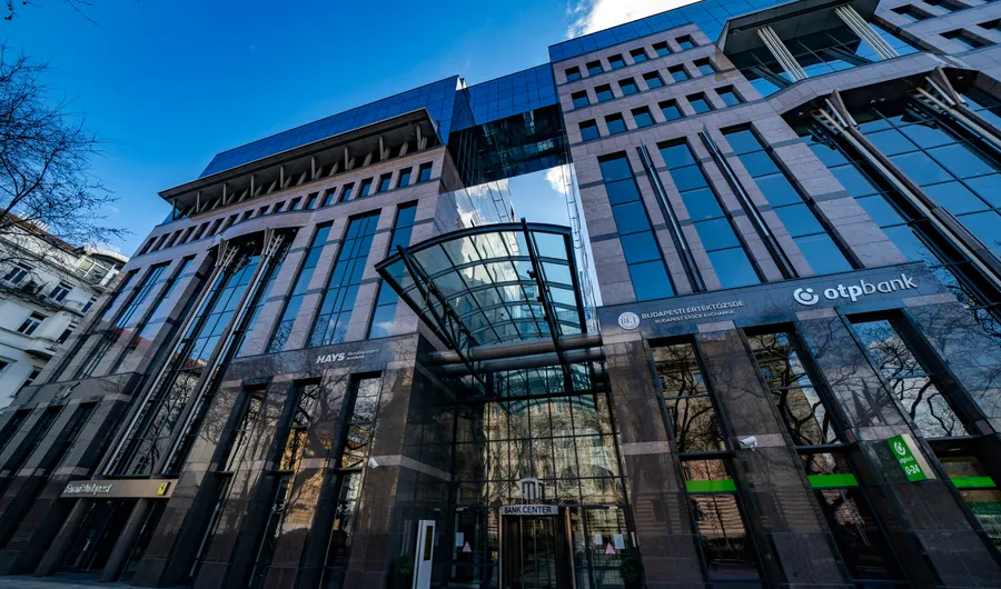 Iroda Bank Center