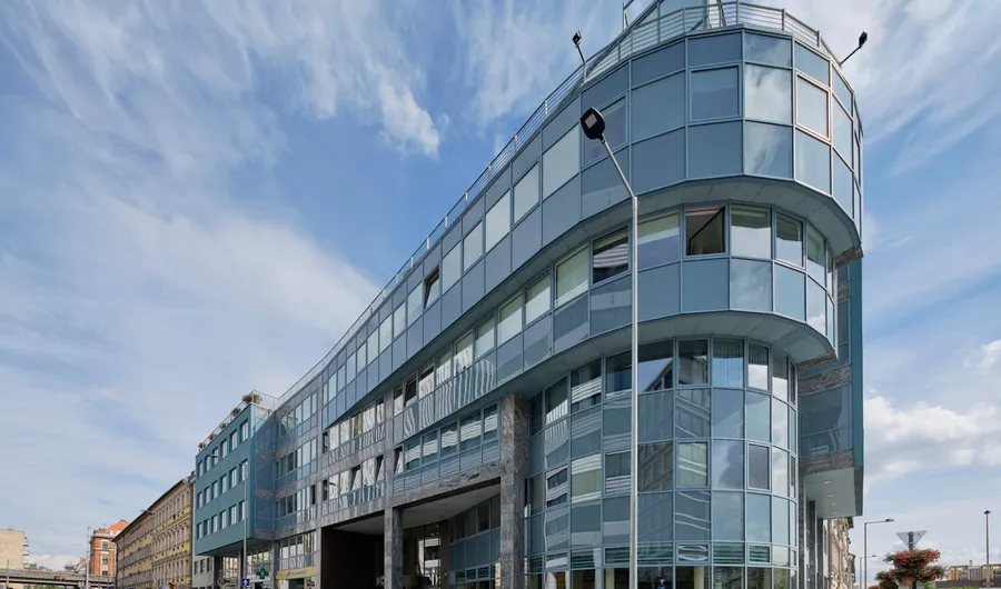 Iroda Árpád Center