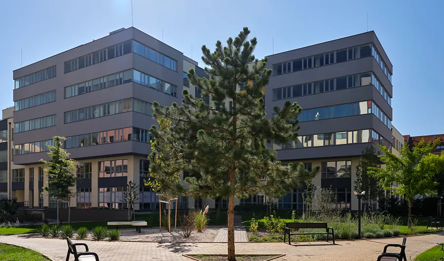 Iroda Madarász Irodapark (I-IV)